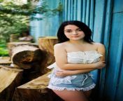 portrait sexy brunette girl women s jeans shorts white blouse against blue wooden house with stumps 627829 11859 jpgsize626extjpggaga1 1 1224184972 1713744000semtais from hot indian gral