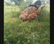 hifixxx fun desi village girl outdoor pee 4 mp4.jpg from गाँव की लडकी की चुदाई खेत मे यो हिदी मे