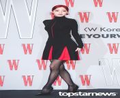 231124 itzy yuna w korea love your w event documents 1 jpegv3cf88 from your w