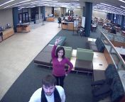 4192284097 abe8b5ca0a c.jpg from webcam in library