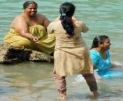 8639788502 37c694bc77 z.jpg from indian aunty bath wet show nipples in saree and petticoat and blouse