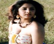 indianactressportfolio blogspot com 28229.jpg from divya bharti sexy nangi cut me land