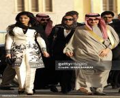 saudi prince al walid bin talal bin abdul aziz al saud walks with his entourage and his wife jpgs612x612wgik20cxq4nvc7l8trorsigd2actdvqjiepyyfs m9pa9hwxvq from bbc and wife arab saudi