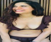 fya7g8uacae pgj.jpg from indian aunty actress boob milk