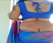 fb 9ezcx0aokqkf.jpg from mallu aunty huge back in saree