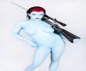 fd450d53a5c658ad2be8b2031e66f398 from mystique nude cosplay