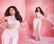 shilpa shetty loves to experiment with her desi wardrobe 202404 1713121969 jpgimpolicymedium widthonlyw700 from and sari video