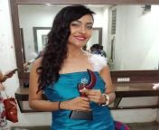 nehal vadoliya with her award.jpg from nehal vadoliya and kajal chauhan softcore lesbian kissing nude scene 2020 640x360 jpg