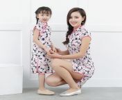 mom and daughter cheongsam chi pao pink linen chinese traditional dress chinese style formal wear look.jpg from china son an sexy mom hot fuck