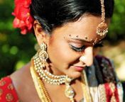 bride 080113105818 143944913578 650 102015103024.jpg from इंडियन औरत की शादी