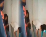 ayah pergoki anak gadisnya berduaan dengan cowok dalam kamar hotel.jpg from bapak dan anak mesum viral indo