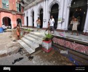 kolkata india 22nd sep 2019 the puja platform of the sovabazar rajbari palace is being cleaned before the ritual bodhan or awakening of the upcoming multi day durga puja in the october photo by biswarup gangulypacific press credit pacific press agencyalamy live news 2a105rd.jpg from puja boos hot xxx photo¿