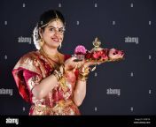 portrait of a beautiful indian bengali woman dressed in ethnic saree and jewelry india 2hfb1f4.jpg from new indian bengali n tamil actress koel mallik xxx actress sahara xxx hot