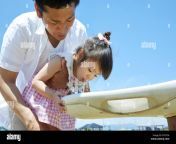 japanese father and daughter at the park pyynta.jpg from japanese dad and daughter home