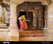 jain worshiper pojare jaisalmer india agb4bk.jpg from pojare