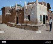 nigeria west africa kano traditional hausa dwelling house and mud ae1apx.jpg from hausa in kanoww deshi baba comamil saree house wie