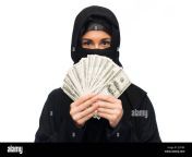 muslim woman in hijab with money over white j291bk.jpg from muslim received cash