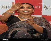 l actrice bollywood vidya balan gests lors du lancement d un magasin de bijoux en or et en diamant a mumbai photo par ashish vaishnav sopa images sipa usa 2m3r6de.jpg from www vidya balan