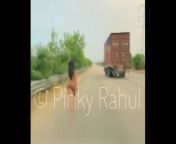 ee37da4617de6f3e77cda5012f7f7309 17.jpg from pinkyrahul daring bhabhi nude in car on highway in daylight