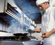 chef cooking restaurant kitchen.jpg from images cook
