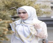 7864f1dec48598a73219dc175448a7ab.jpg from mypornsnap me hijab artis indonesia jilbab 06ex moza arab fre