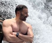 2022 7largeimg 1187880911.jpg from sunny deol naked photo